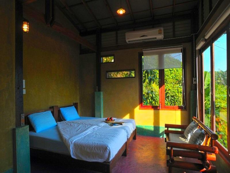 Home Phang Nga Guesthouse Exterior photo
